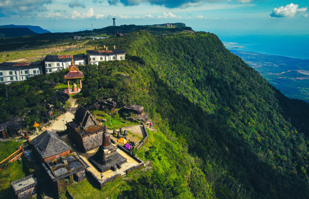 Bokor Mountain Hill Station Tour -Inclusive Lunch